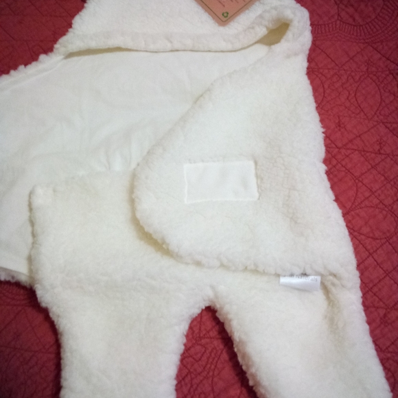 Cute Bear Swaddle Wrap - Picture 8 of 9
